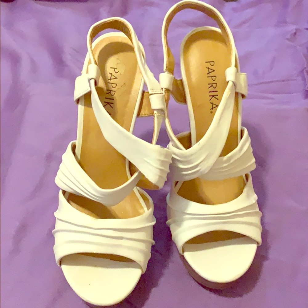 High heel sandals size 7